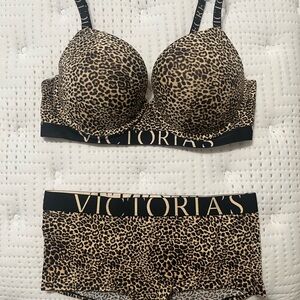 Victoria's Secret Leopard-Print Push-Up Bra & Shortie